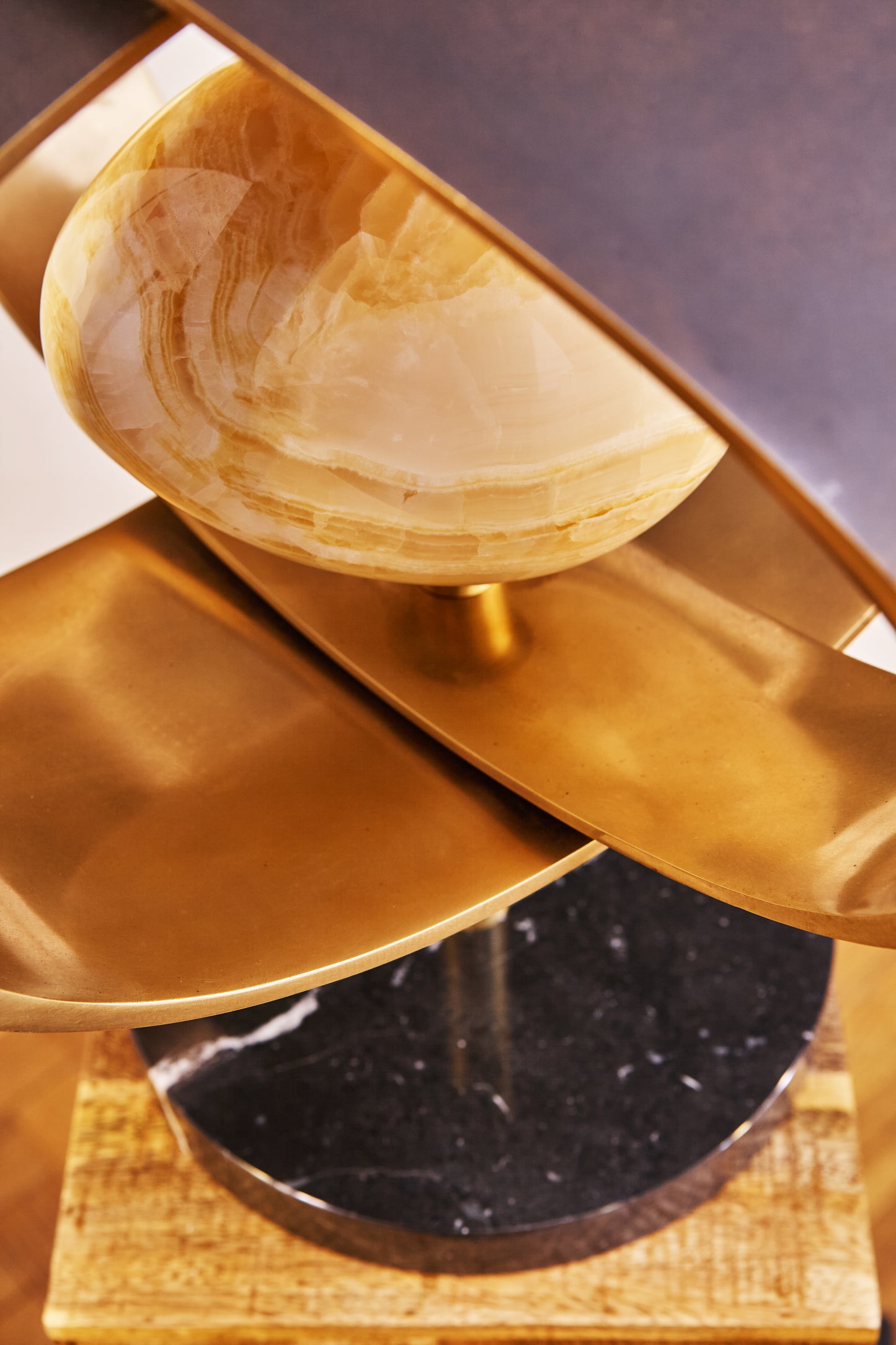 Metal (Jin) - Table lamp