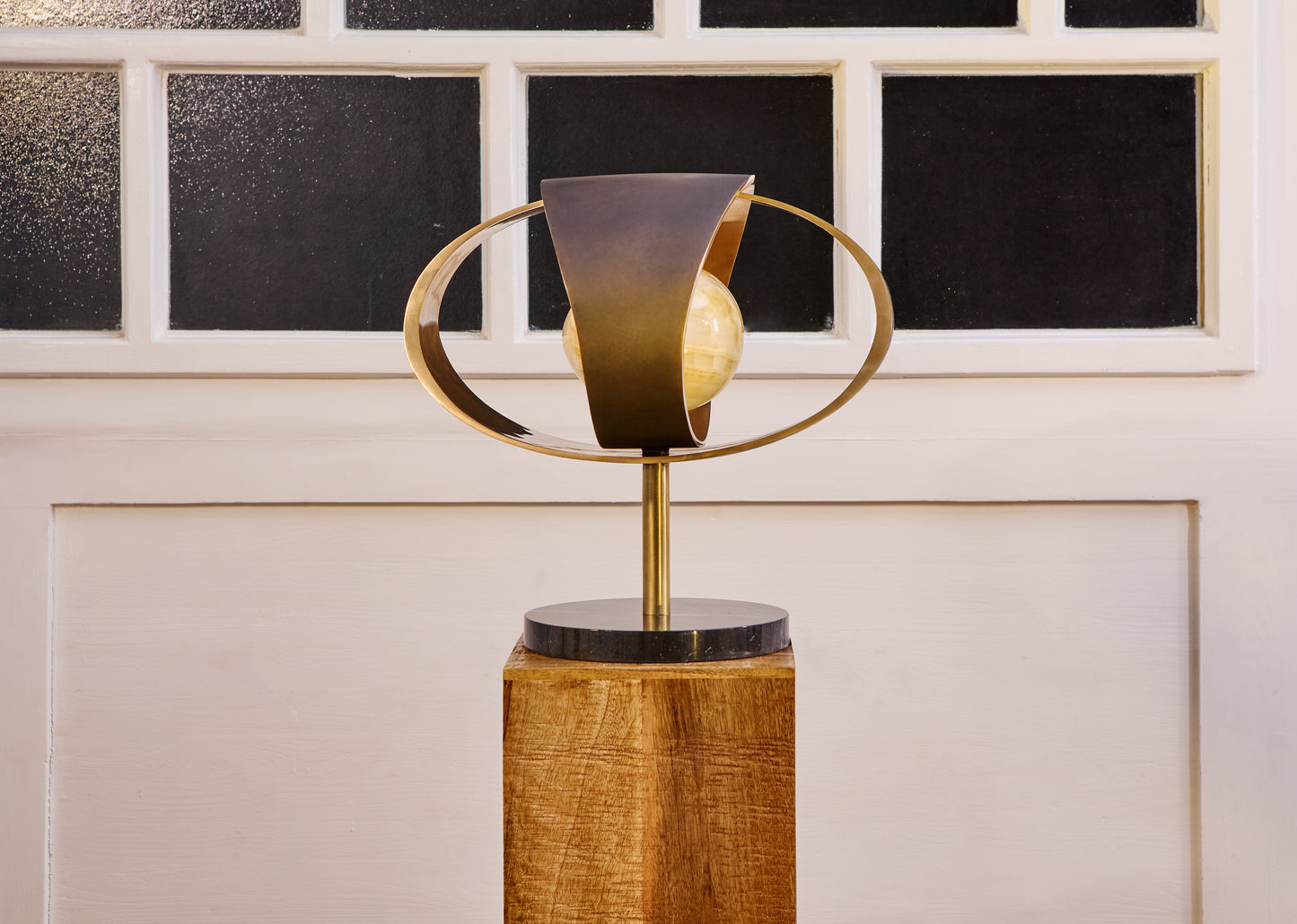 Metal (Jin) - Table lamp