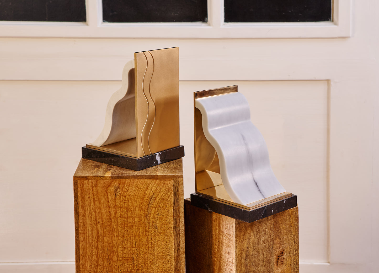 Water (Shui) - Book Holders